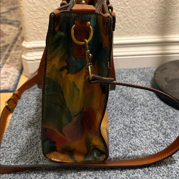 Patricia Nash Watercolor Butterfly Ava Satchel - Picture 9 of 15